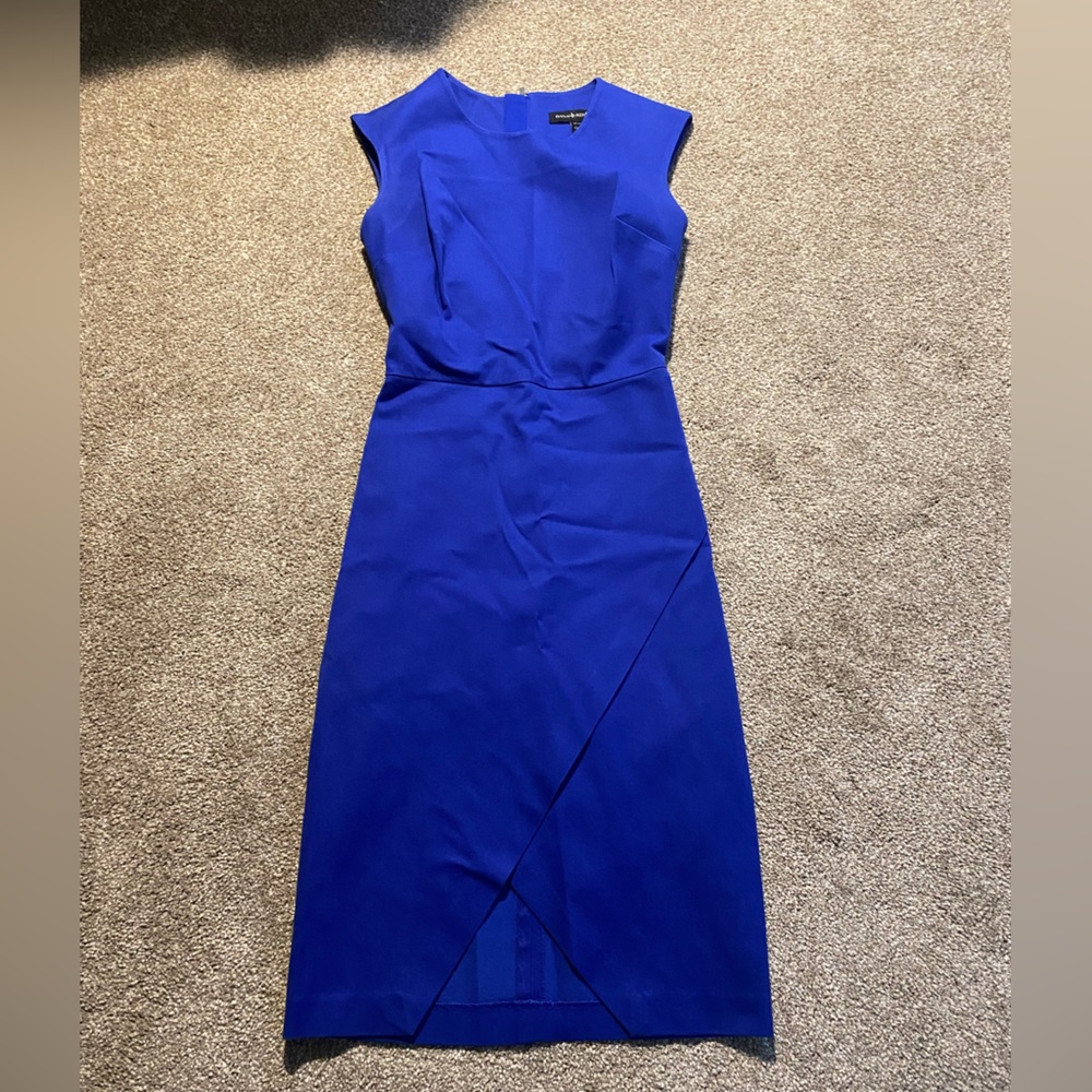 Royal blue Banana Republic sheath dress. Size 00P